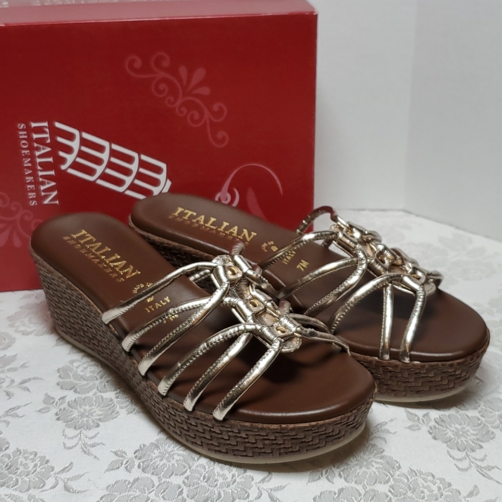 Italian Shoemakers "Elope" Wedges, sz 8